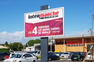 écran led publicitaire extérieur - Intermarché Berguey Cadillac