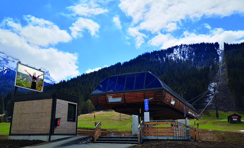 écran géant LED extérieur à la station des diablerets