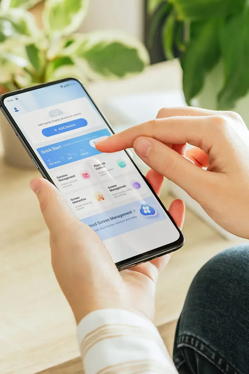 Pilotage d'un écran LED via un logiciel Cloud depuis un smartphone